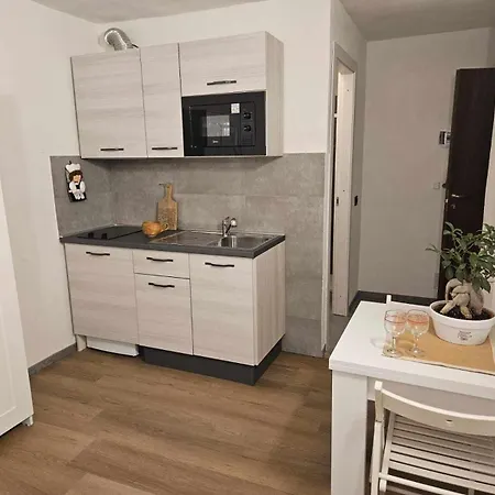 Apartman Alpe Di Guin 1